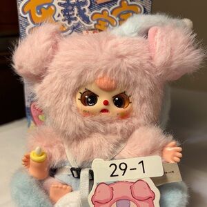 29-1, Cute Baby Three Vehicle -Mounted Baby